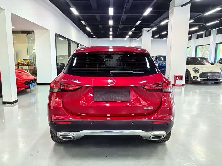 Фото 6 - Mercedes-Benz GLA-Class