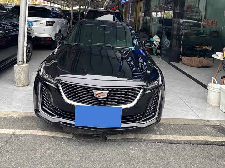 Фото 1 - Cadillac CT5