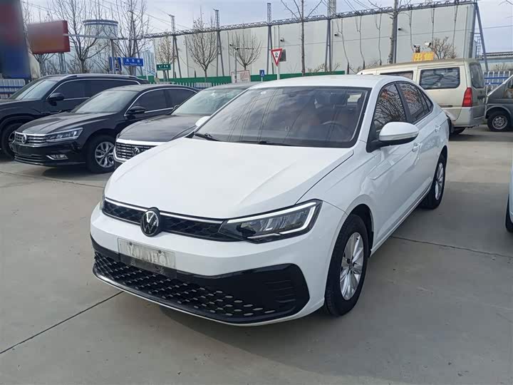 Фото 1 - Volkswagen Lavida