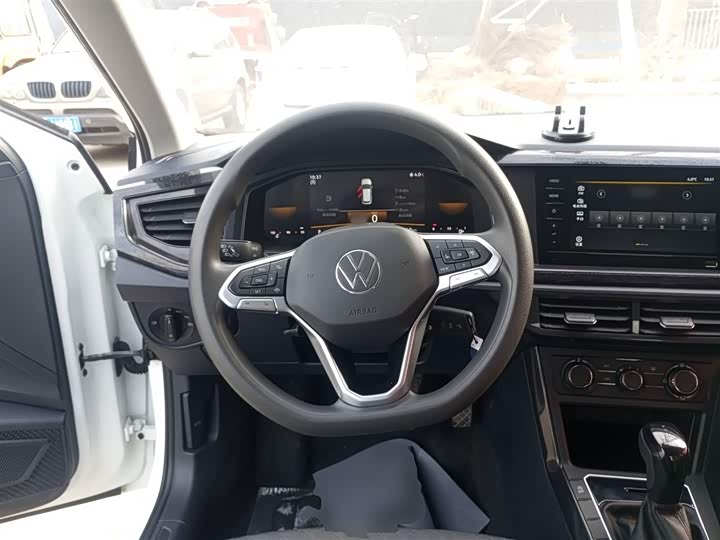 Фото 3 - Volkswagen Lavida