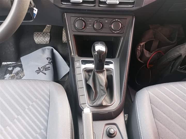 Фото 6 - Volkswagen Lavida