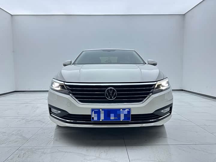 Фото 2 - Volkswagen Lavida