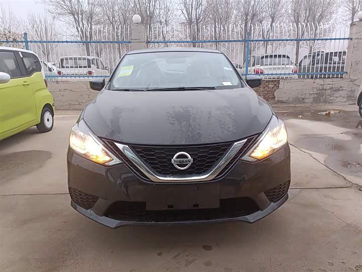 Фото 3 - Nissan Sylphy