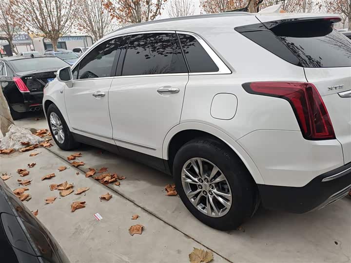 Фото 5 - Cadillac XT5