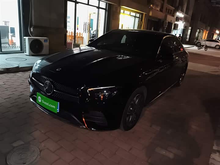 Фото 1 - Mercedes-Benz E-Class