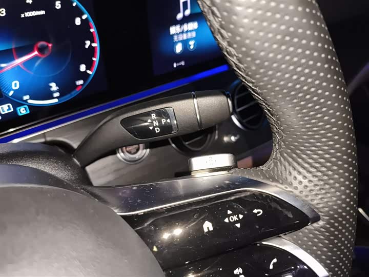 Фото 6 - Mercedes-Benz E-Class