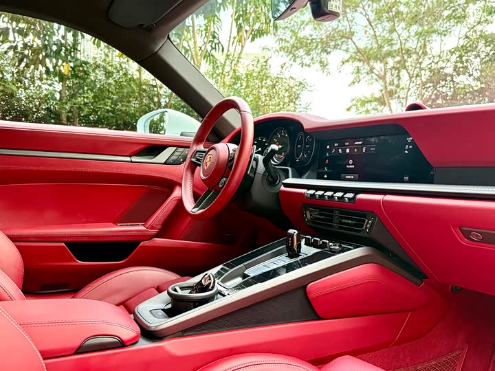 Фото 9 - Porsche 911