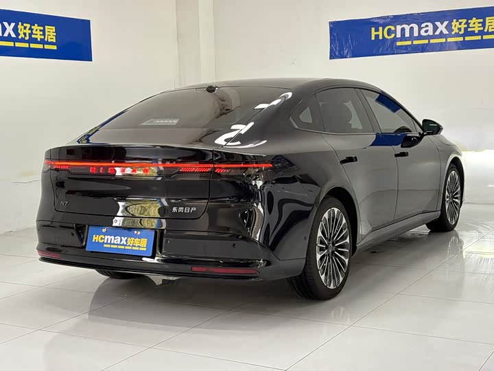 Фото 6 - Nissan N7