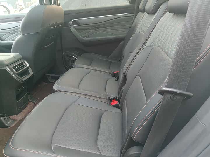 Фото 5 - Geely Okavango L