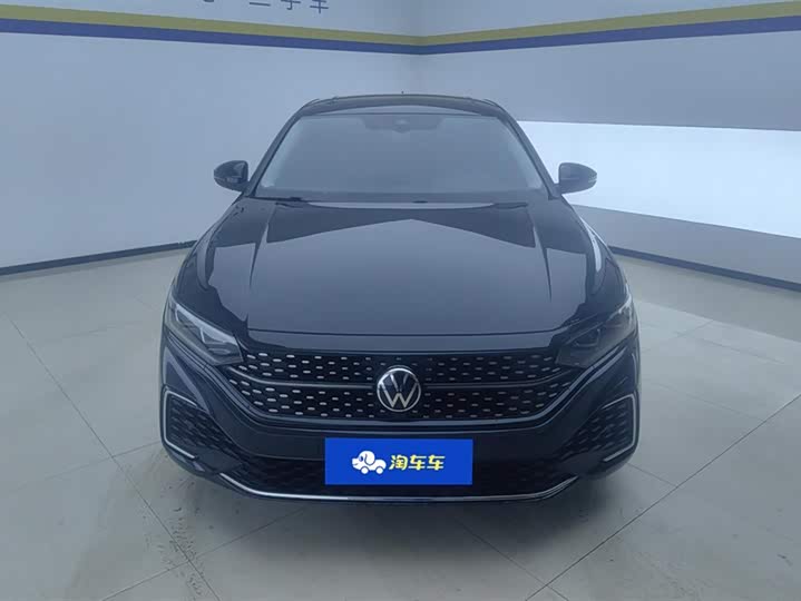 Фото 2 - Volkswagen Passat