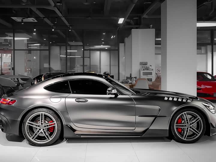 Фото 7 - Mercedes-Benz AMG GT