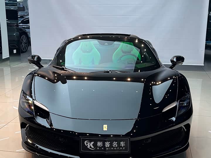 Фото 2 - Ferrari 296