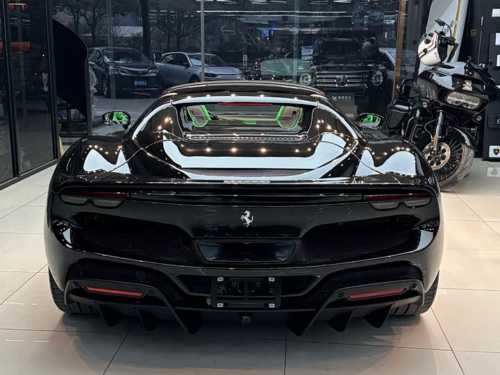 Фото 7 - Ferrari 296