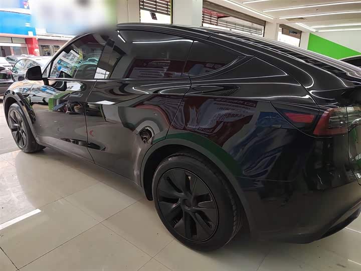 Фото 5 - Tesla Model Y