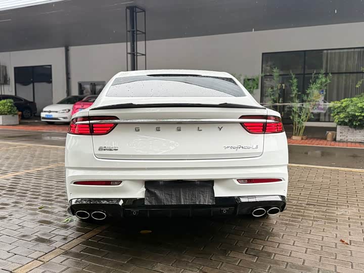 Фото 6 - Geely Preface