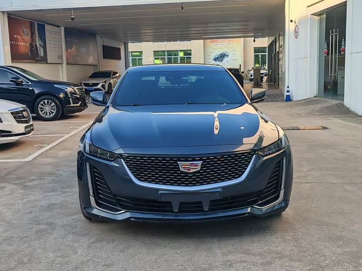 Фото 2 - Cadillac CT5