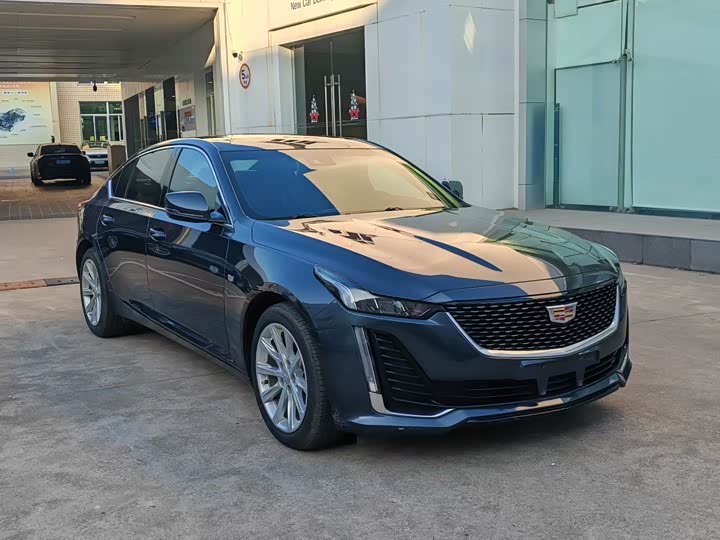 Фото 3 - Cadillac CT5