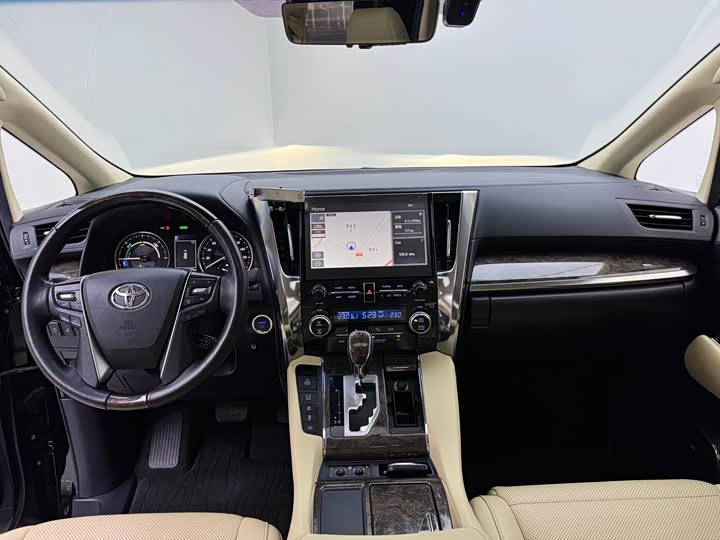 Фото 6 - Toyota Vellfire