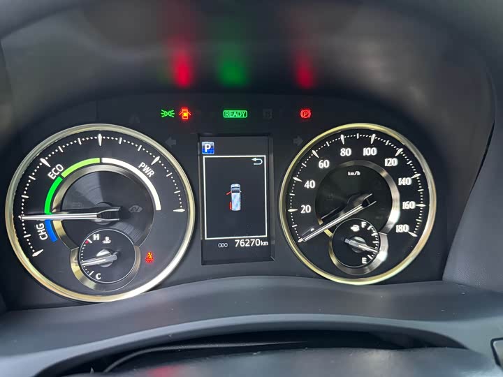 Фото 8 - Toyota Vellfire