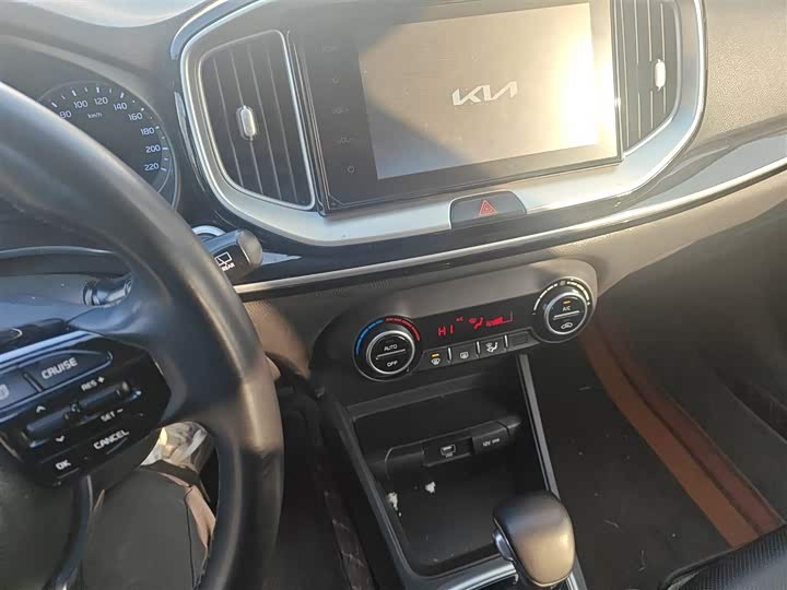 Фото 6 - Kia KX1