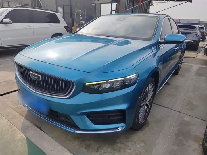 Фото 2 - Geely Preface