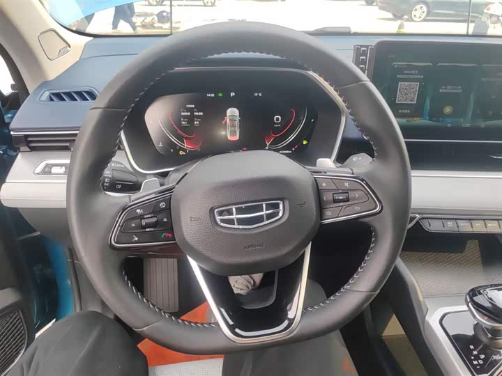 Фото 3 - Geely Preface