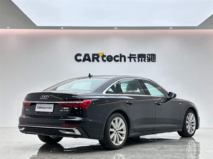 Фото 5 - Audi A6L