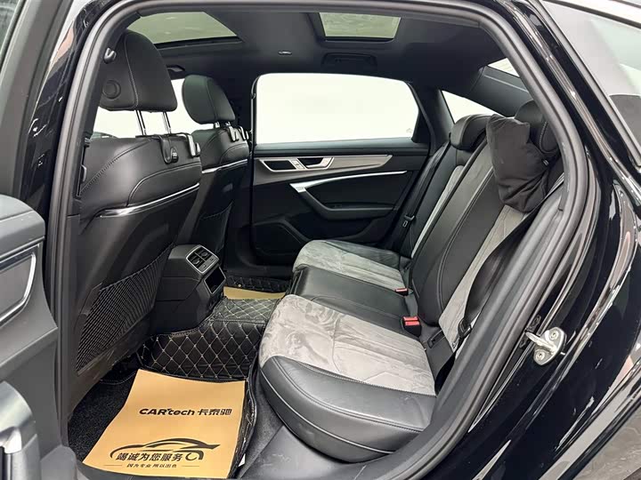 Фото 9 - Audi A6L