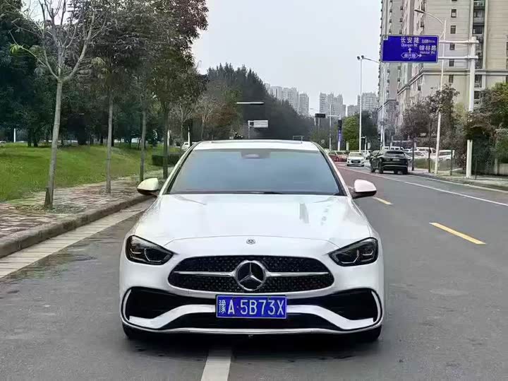 Фото 2 - Mercedes-Benz C-Class