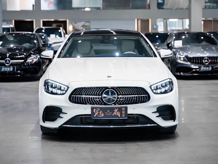 Фото 2 - Mercedes-Benz E-Class