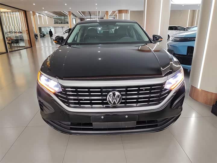 Фото 3 - Volkswagen Passat