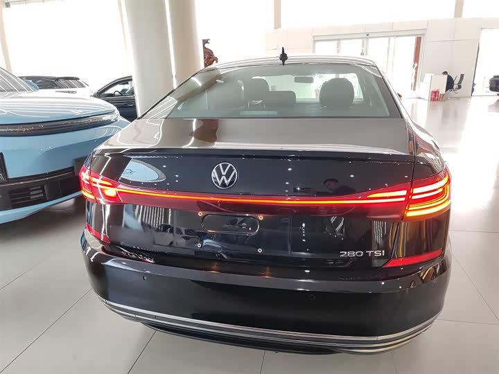 Фото 6 - Volkswagen Passat