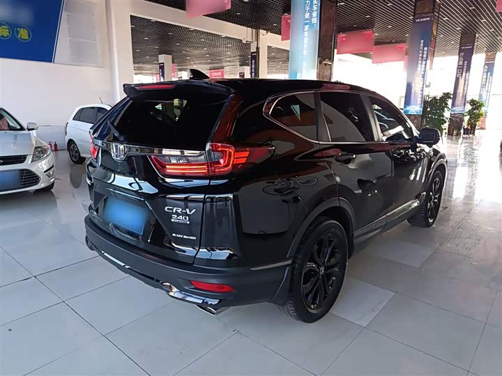 Фото 7 - Honda CR-V