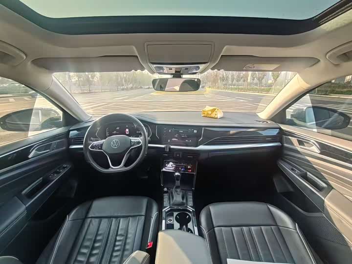 Фото 4 - Volkswagen Passat