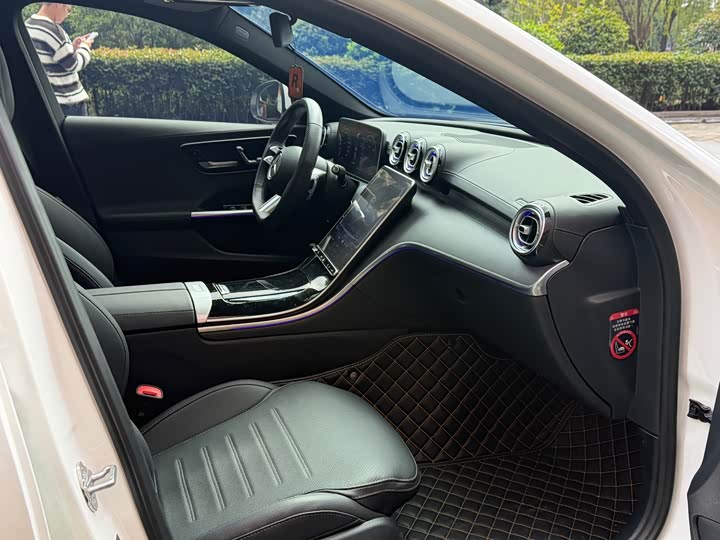 Фото 6 - Mercedes-Benz C-Class