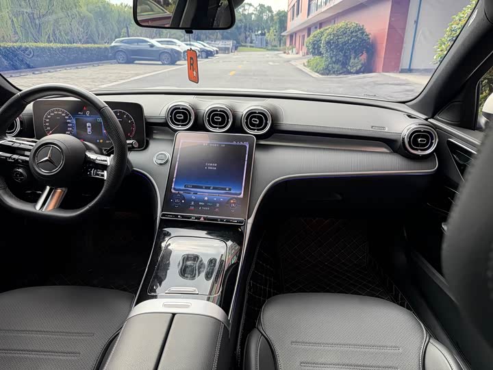 Фото 9 - Mercedes-Benz C-Class