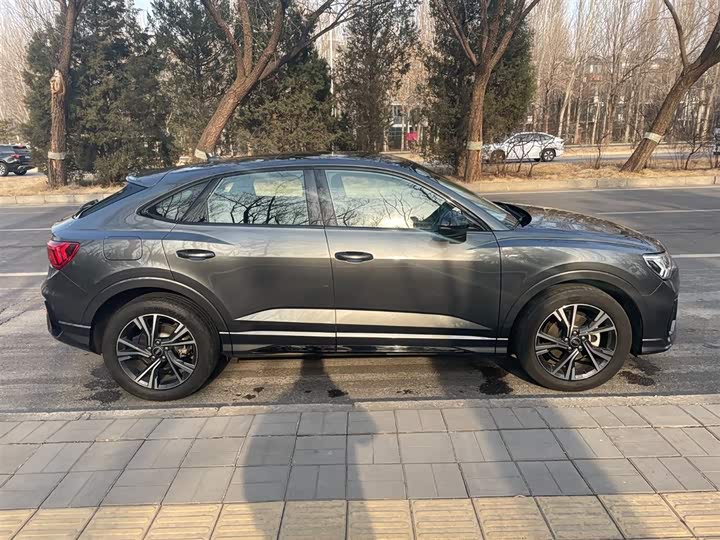 Фото 4 - Audi Q3 Sportback