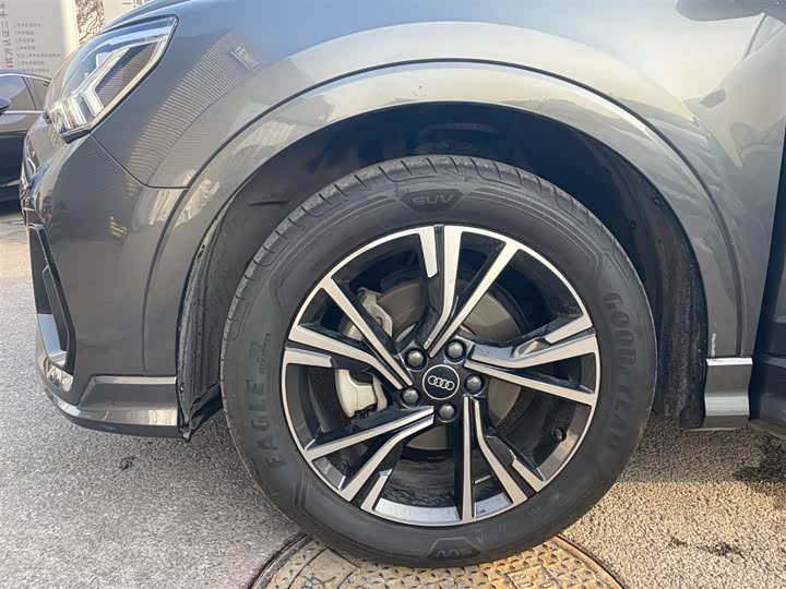 Фото 8 - Audi Q3 Sportback