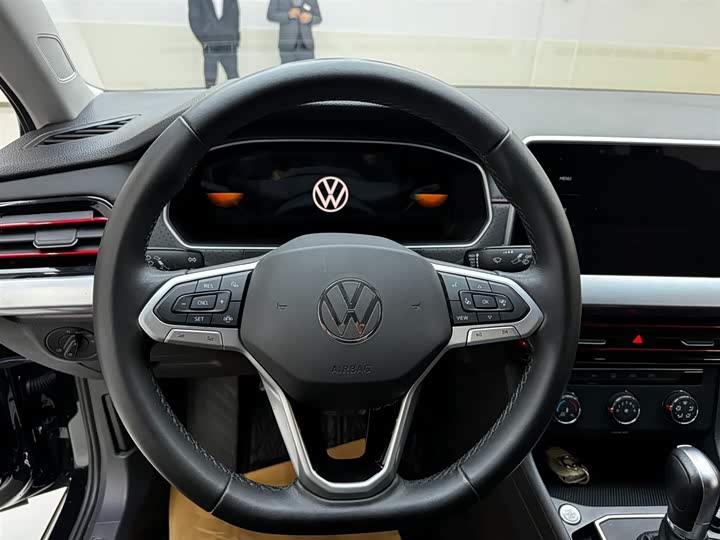 Фото 7 - Volkswagen Lavida
