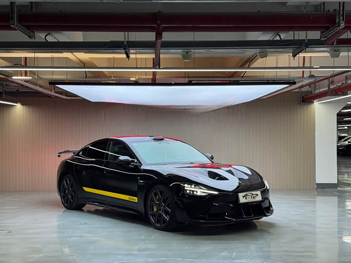 Фото 3 - Xiaomi SU7 Ultra