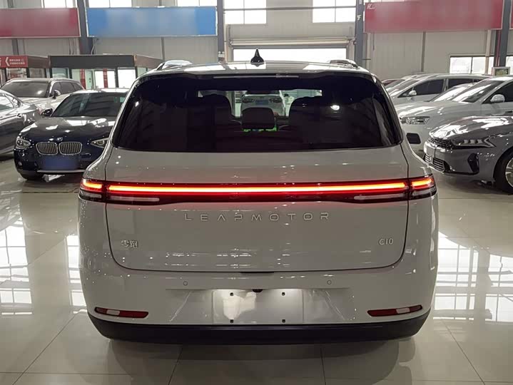 Фото 9 - Leapmotor C10