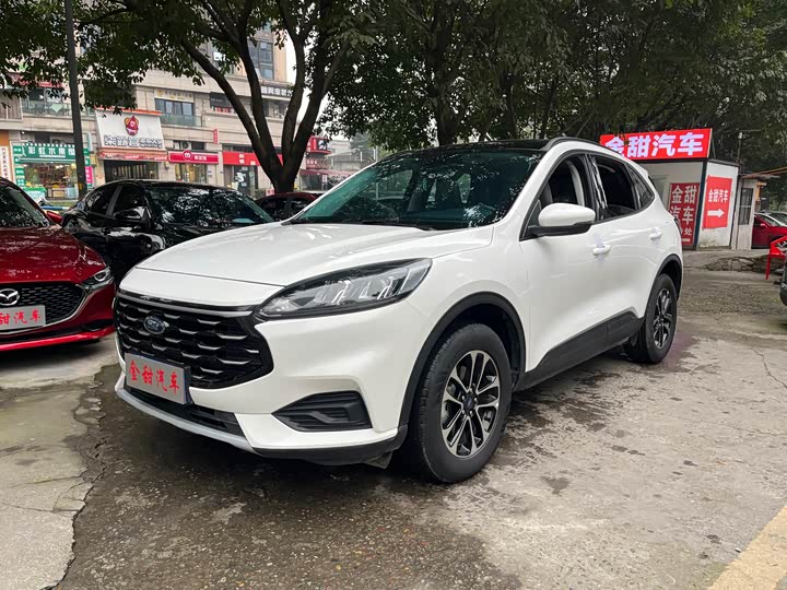 Фото 1 - Ford Escape