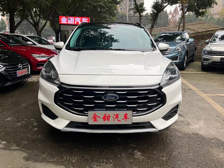 Фото 2 - Ford Escape