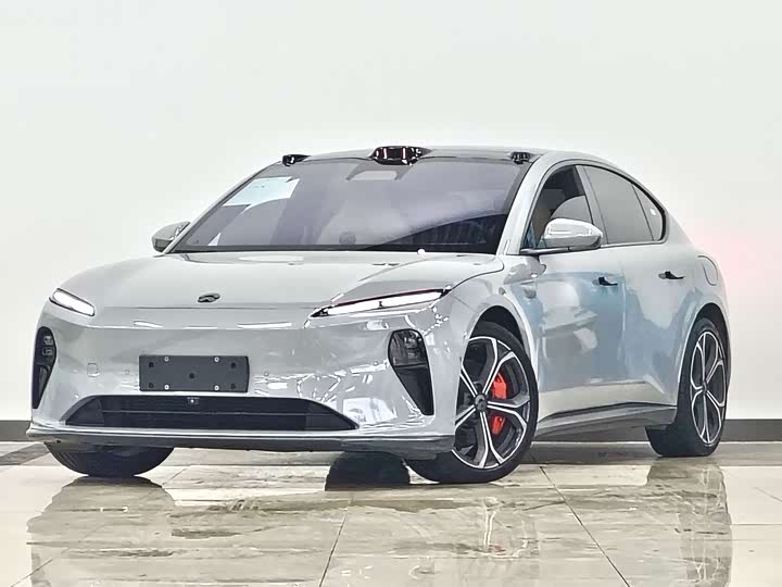 Фото 1 - Nio ET5