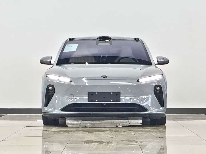 Фото 2 - Nio ET5