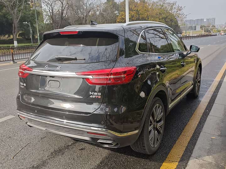 Фото 8 - Hongqi HS5
