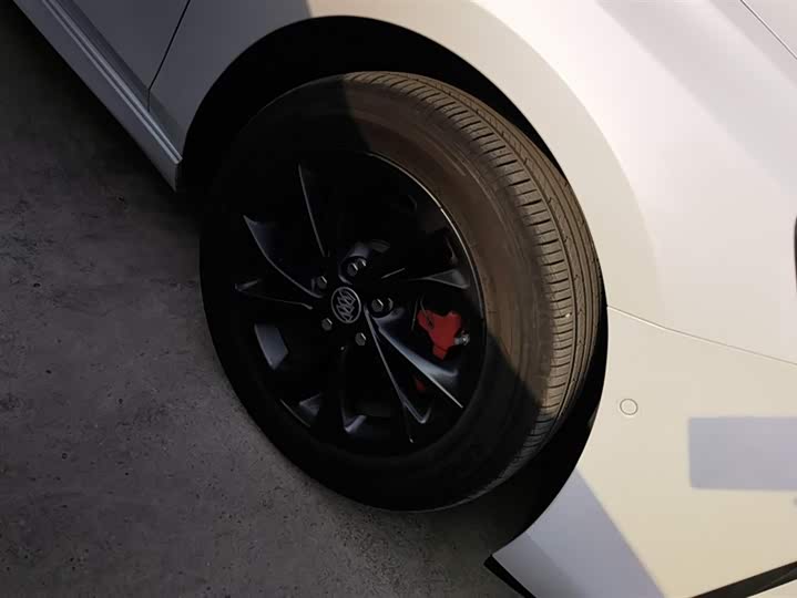 Фото 6 - Buick Verano