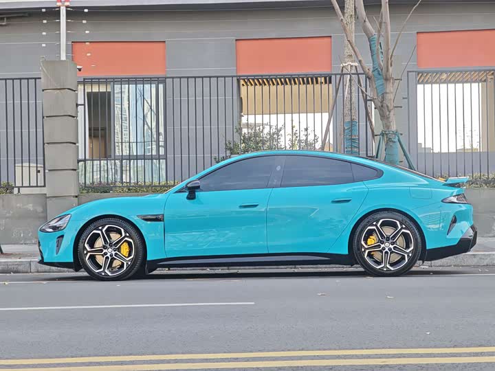 Фото 4 - Xiaomi SU7