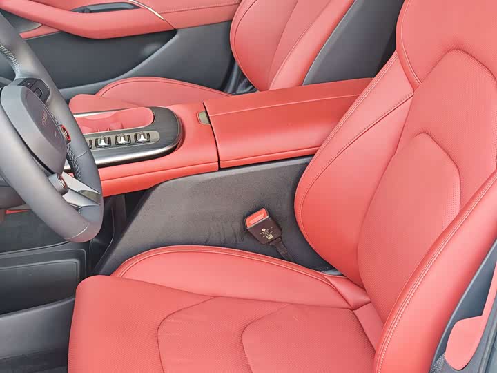 Фото 8 - Xiaomi SU7