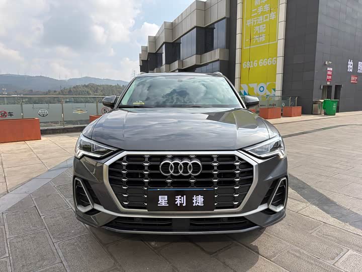 Фото 2 - Audi Q3